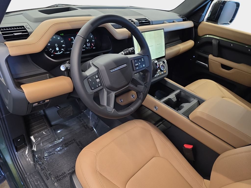 New 2026 Woolstone Green Land Rover X-Dynamic SE image 13