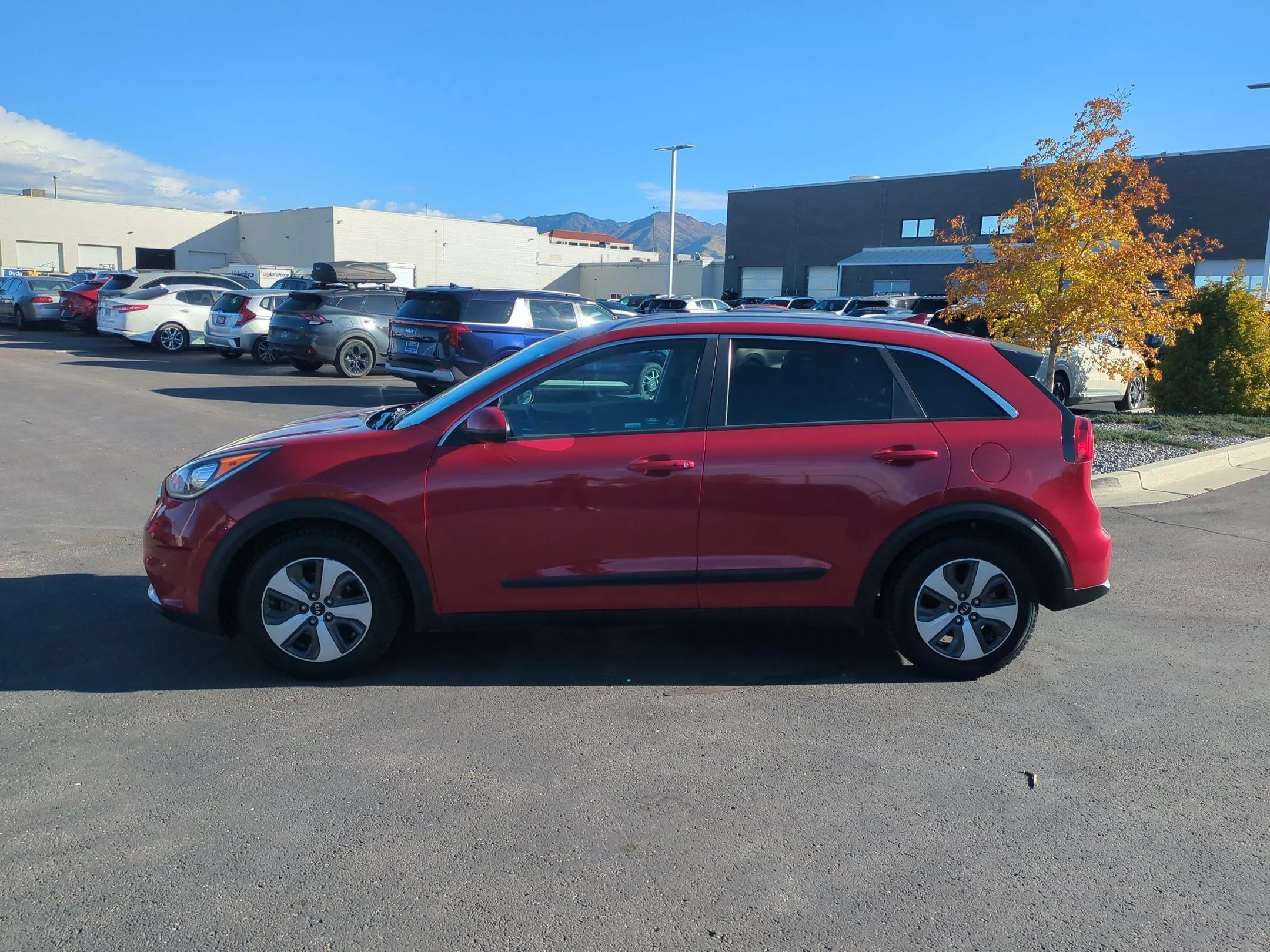 Used 2017 Kia Niro LX with VIN KNDCB3LCXH5084681 for sale in Salt Lake City, UT