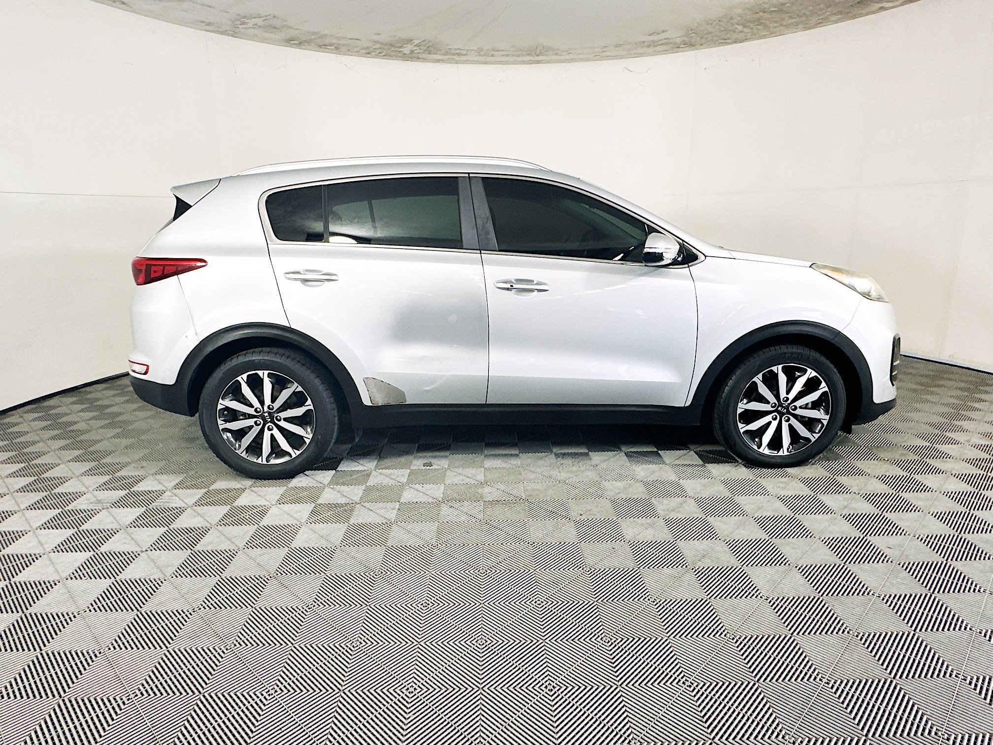 Used 2018 Kia Sportage EX with VIN KNDPN3ACXJ7396943 for sale in Coconut Creek, FL