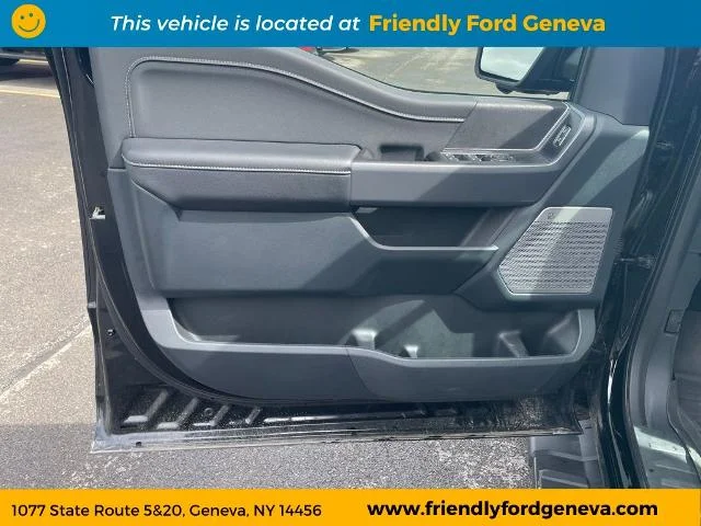Used 2025 Agate Black Metallic Ford XLT image 12