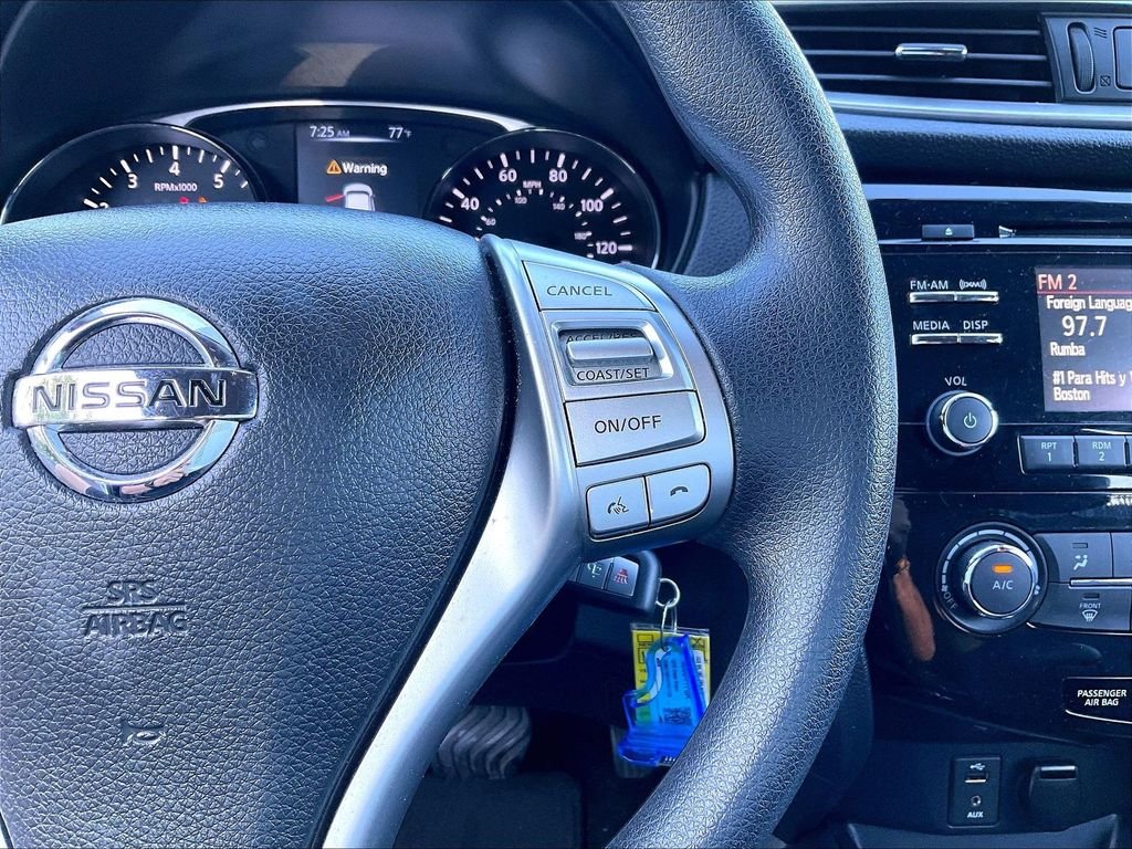 Used 2015 Glacier White Nissan S image 23