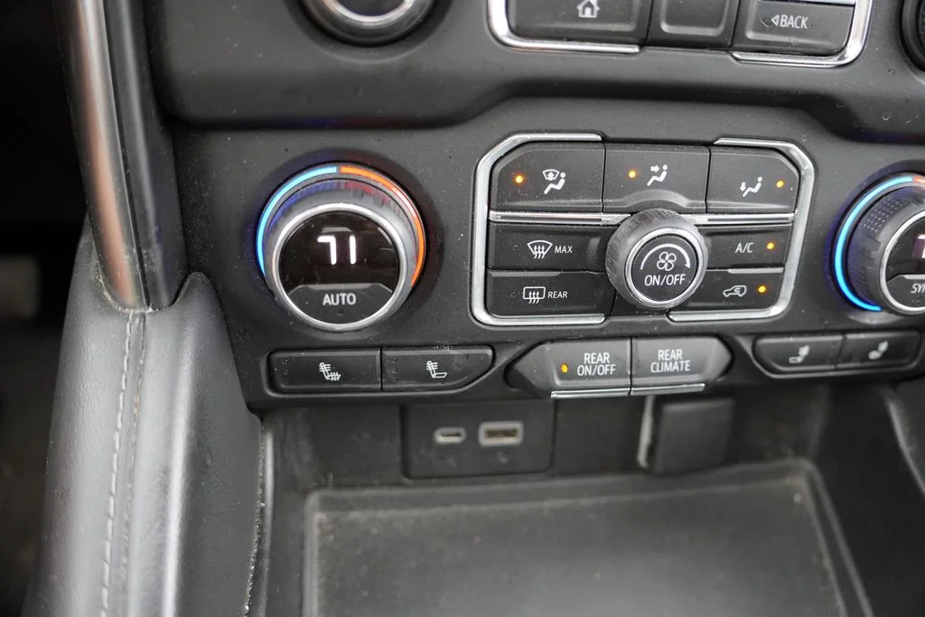 Used 2022 Red Chevrolet Z71 image 7
