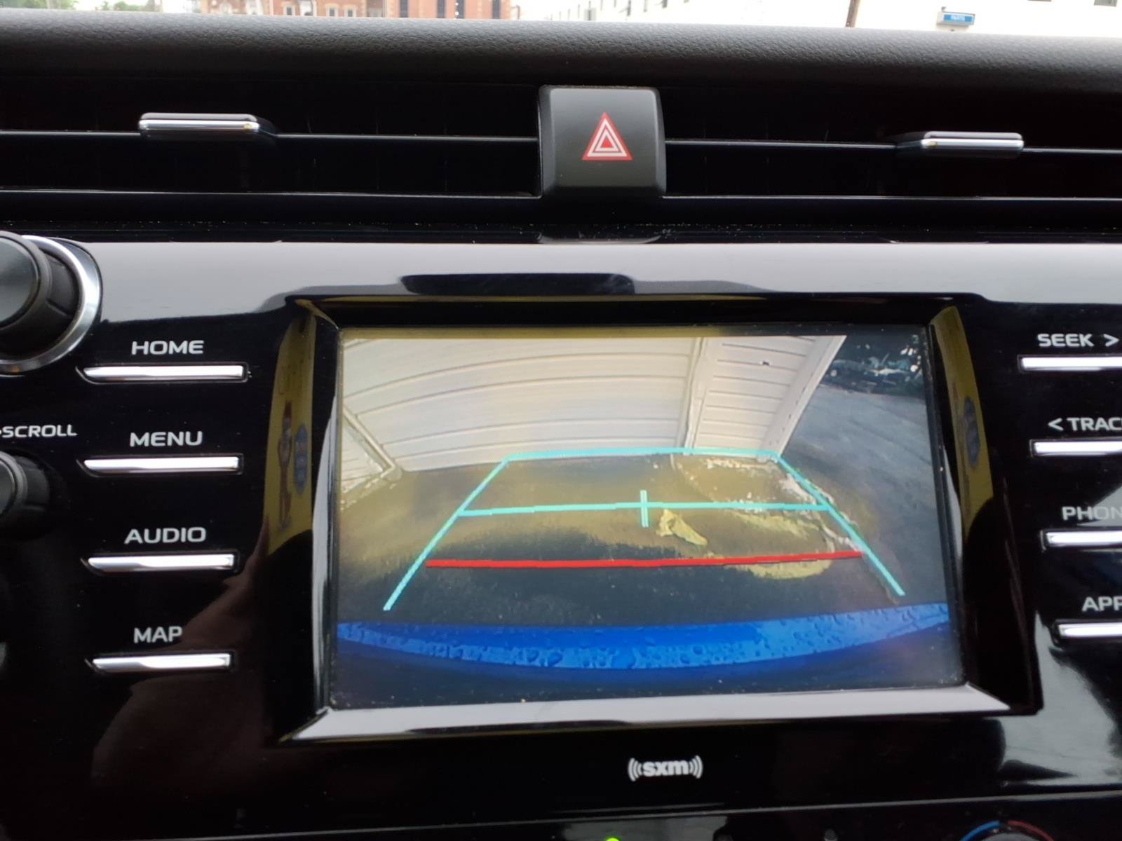 2020 Toyota Camry LE - Photo 27