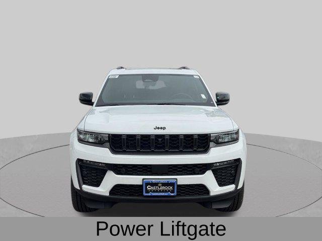 New 2026 Bright White Clear-Coat Exterior Paint Jeep 85th Anniversary Edition image 35