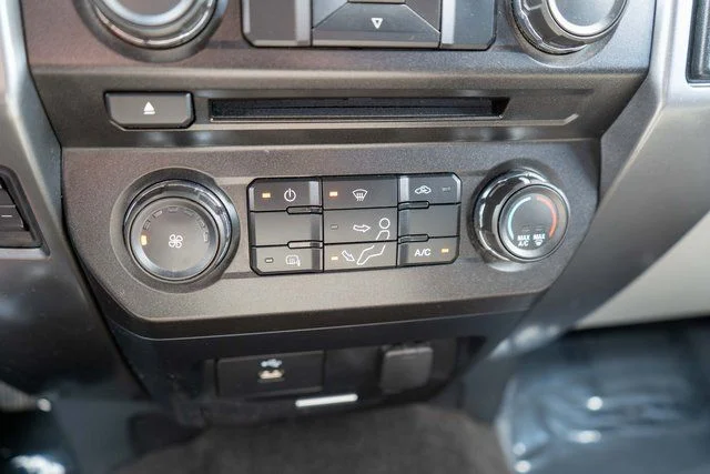 Used 2018 Black Ford XLT image 28