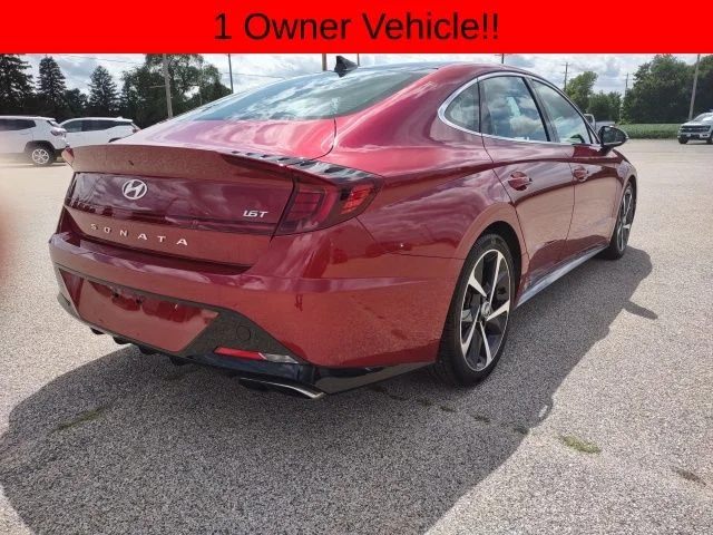Certified Used 2023 Red Hyundai SEL Plus image 5