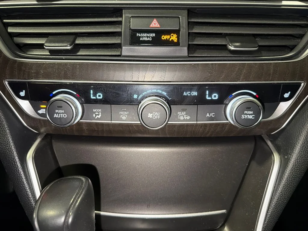 Used 2018 Kona Coffee Metallic Honda EX-L 1.5T image 32