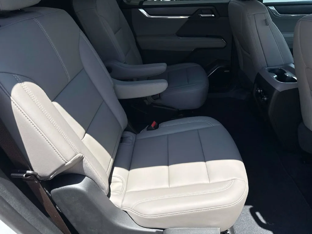 2026 GMC Acadia Elevation - Photo 18