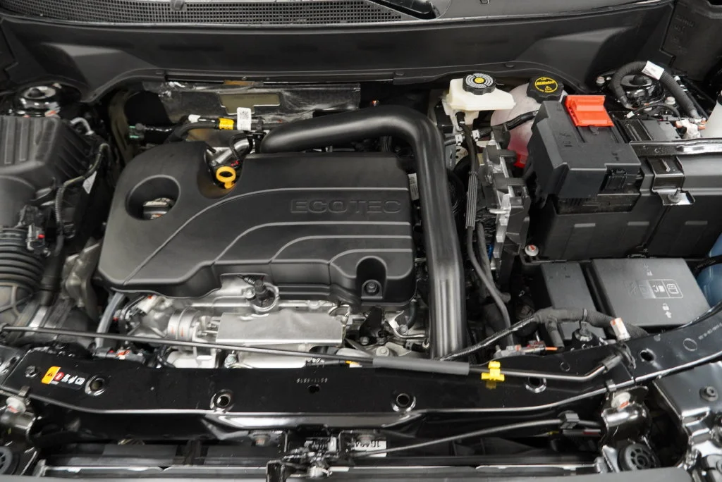 New 2027 Mosaic Black Metallic Chevrolet LT image 40