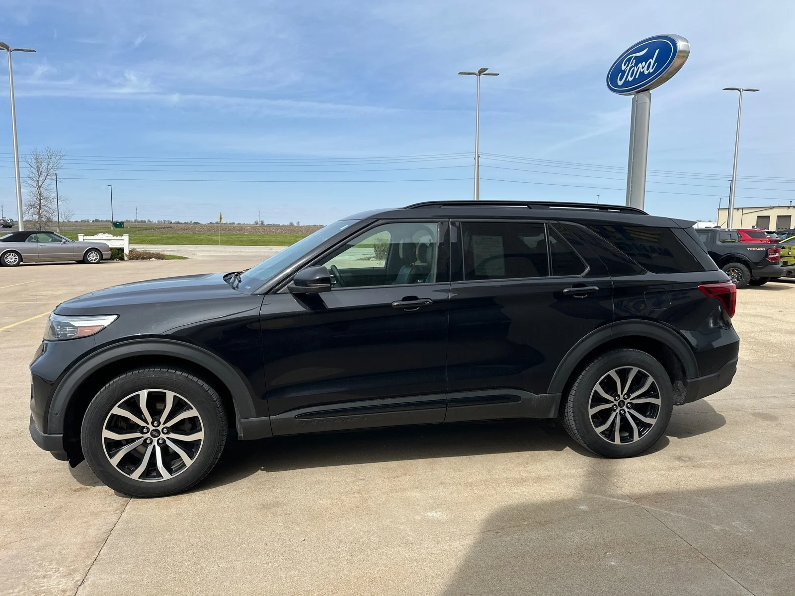 2020 Ford Explorer ST - Photo 10