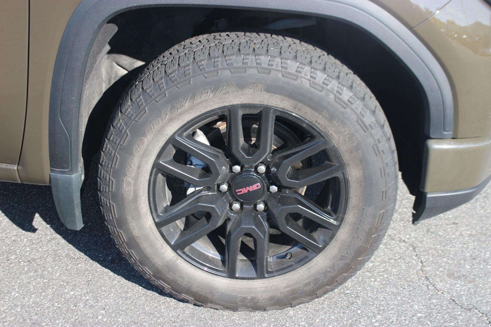 Used 2023 Deep Bronze Metallic GMC Elevation image 35