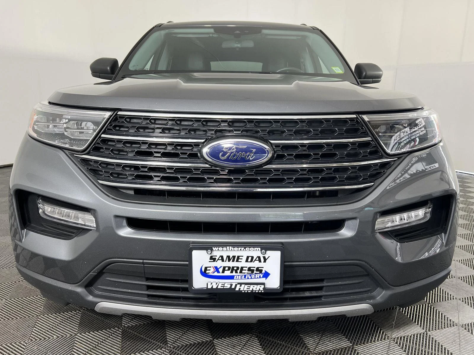 Used 2023 Carbonized Gray Ford XLT image 8