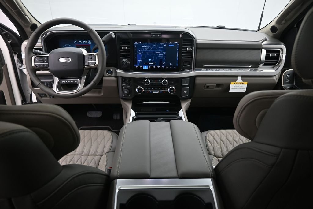 New 2026 Star White Metallic Tri-Coat Ford Platinum image 22