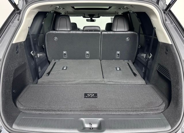Certified Used 2026 Gray INFINITI LUXE image 26