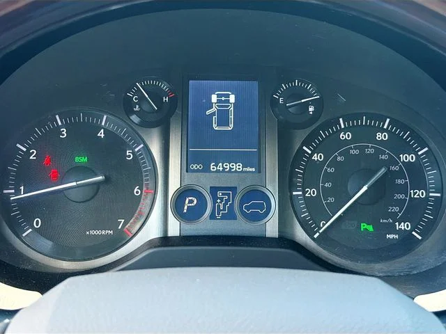 Used 2019  Lexus 460 image 13
