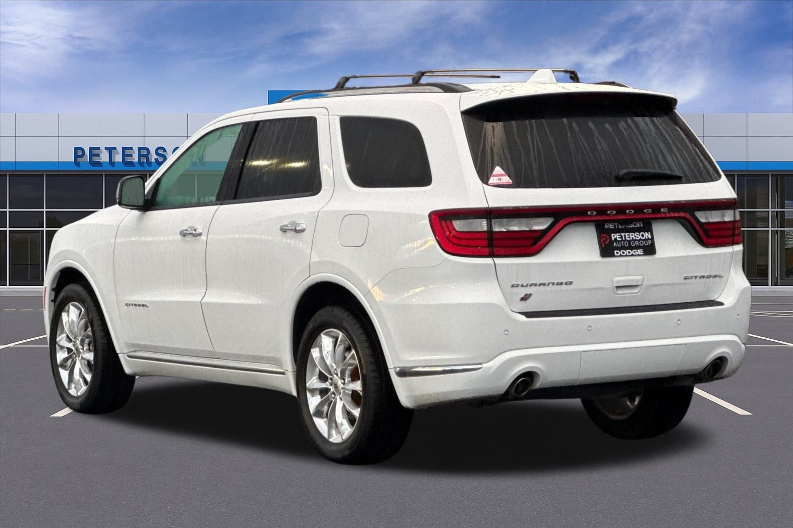 Used 2021 White/off-white Dodge Citadel image 6