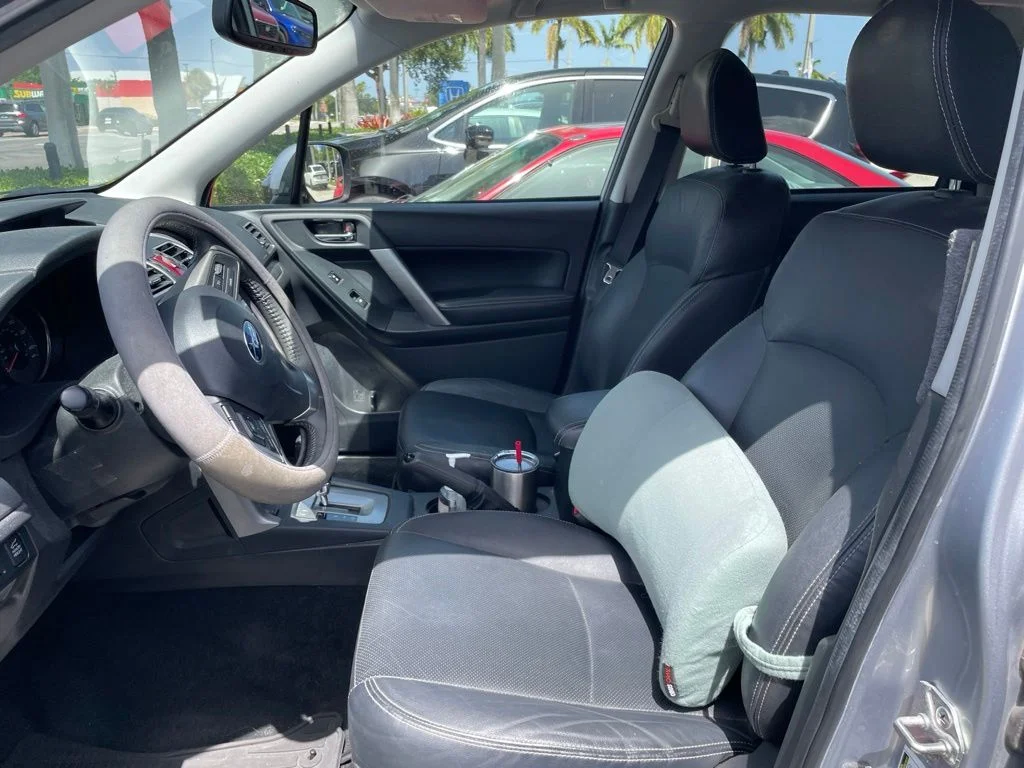 Used 2016 Silver Subaru 2.5i Limited image 8