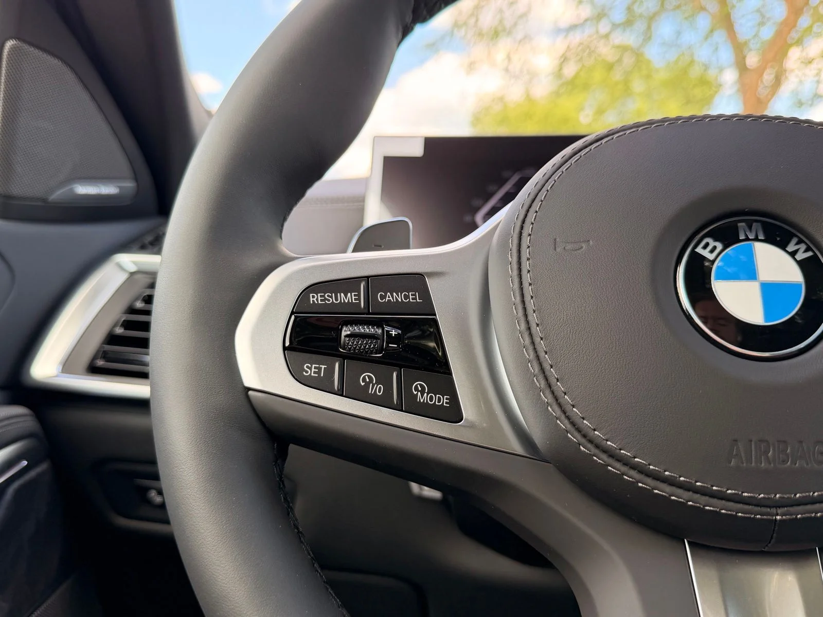 New 2027 Carbon Black Metallic BMW xDrive40i image 21