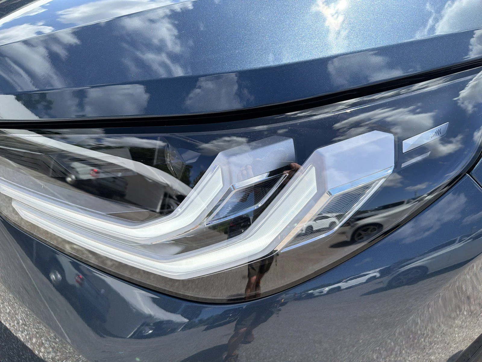 New 2026 Arctic Race Blue metallic BMW 30 xDrive image 9