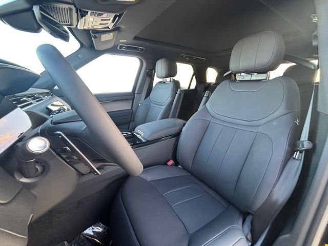 New 2026 Santorini Black Land Rover SE image 10