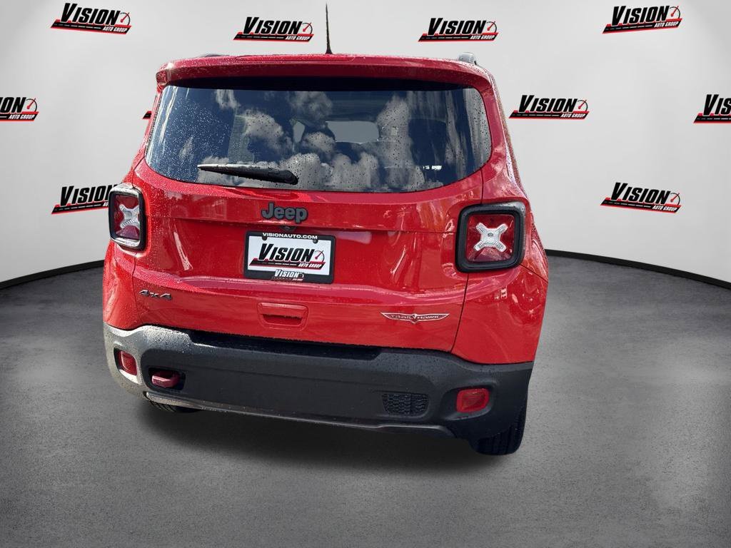 Used 2022 Red Jeep Trailhawk image 7