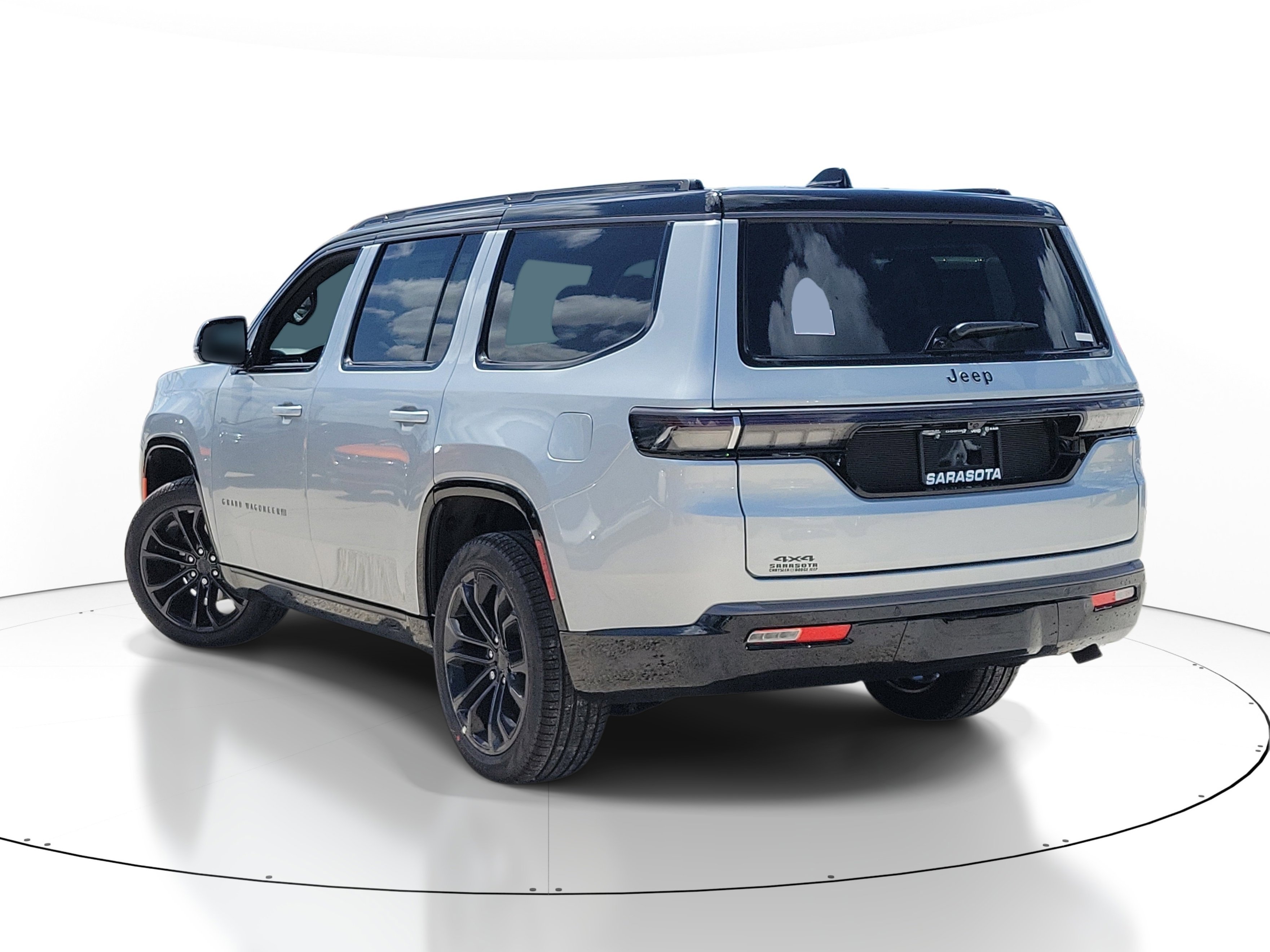 New 2026 Silver Zynith Jeep Summit Obsidian image 4