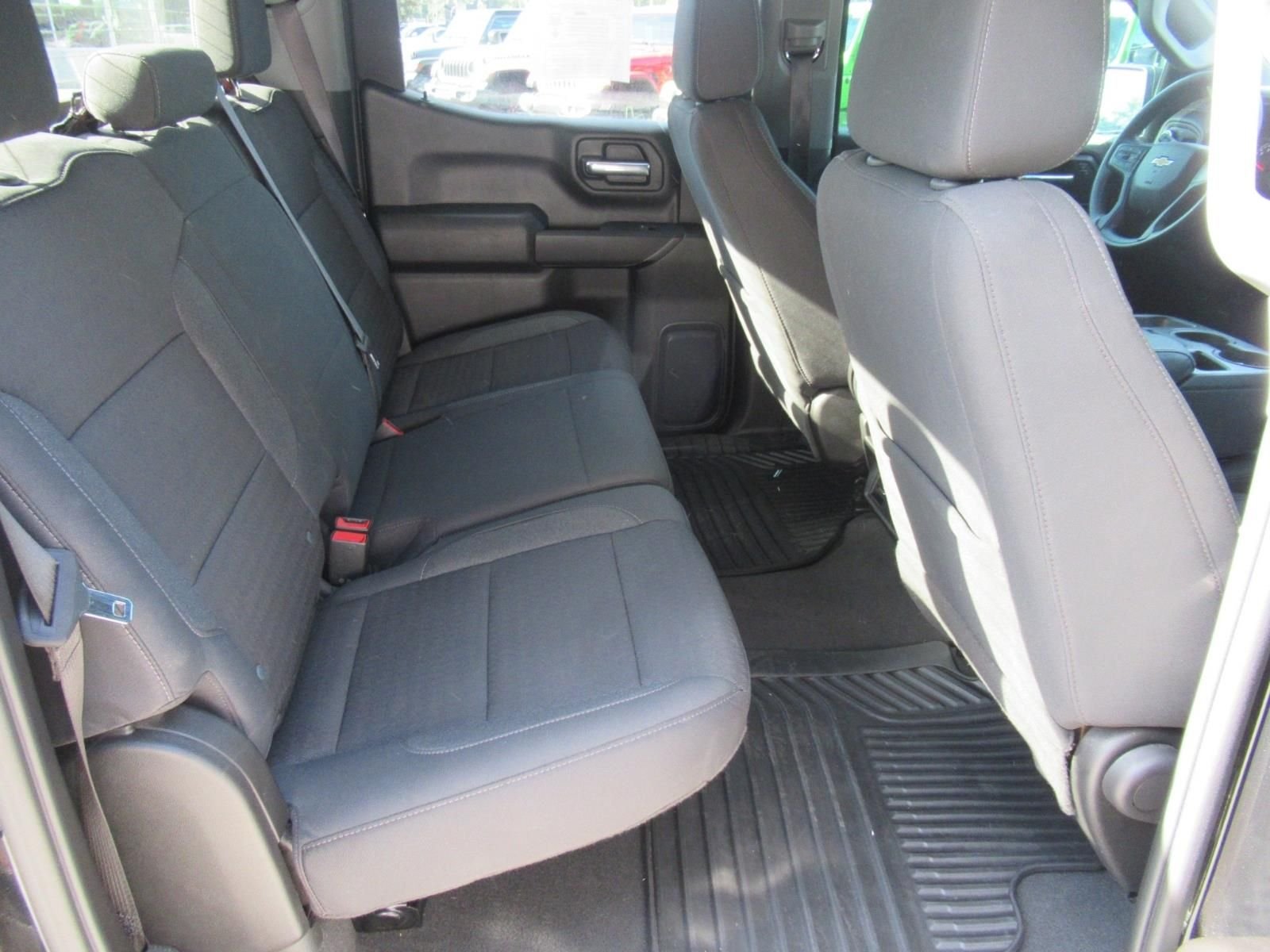 Used 2022 Black Chevrolet Custom image 31