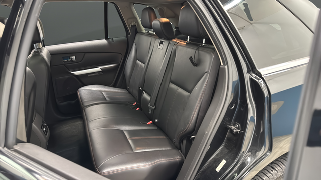 Used 2013 Tuxedo Black Metallic Ford Limited image 24