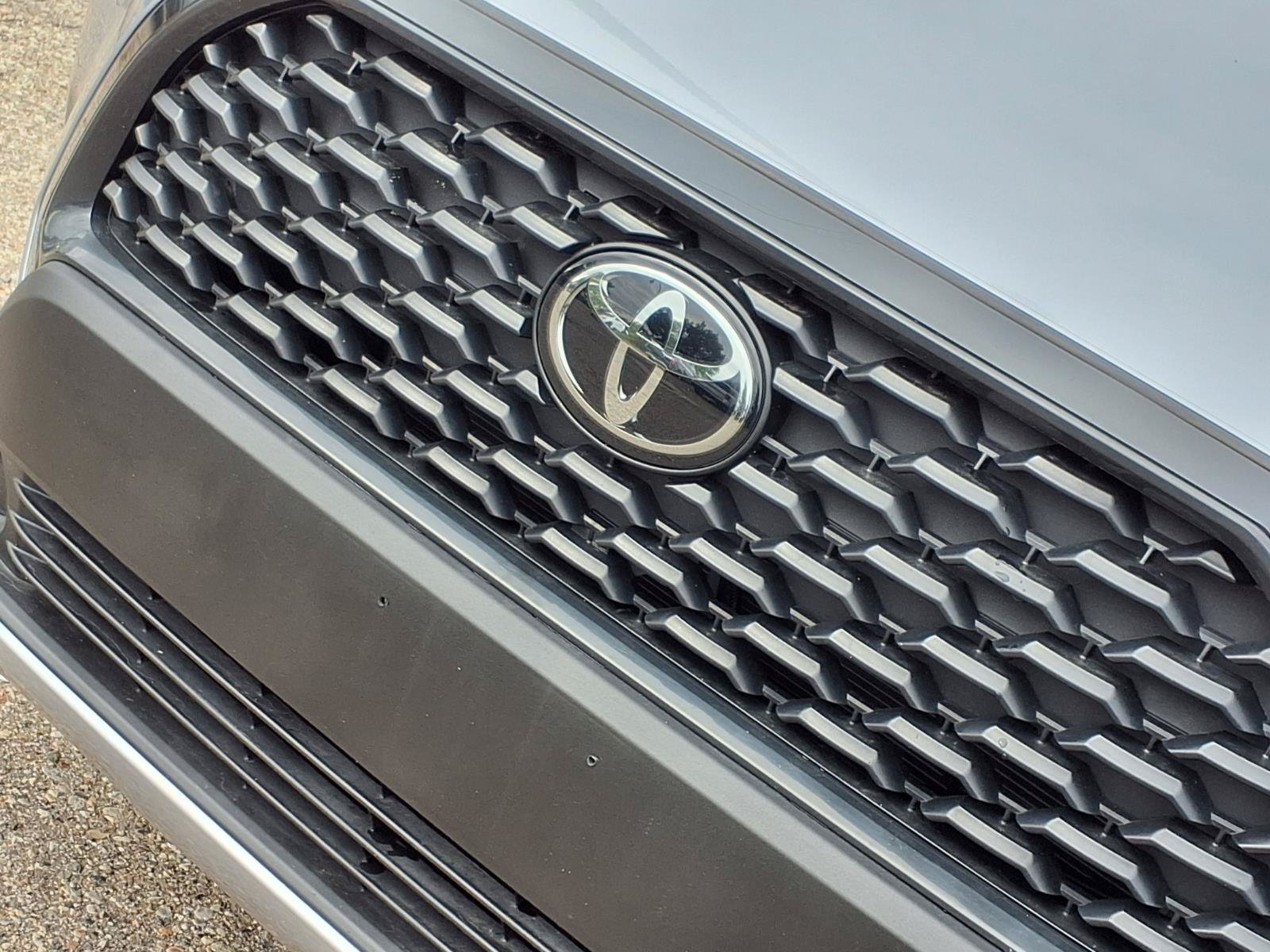 Used 2024 Sonic Silver Toyota L image 20