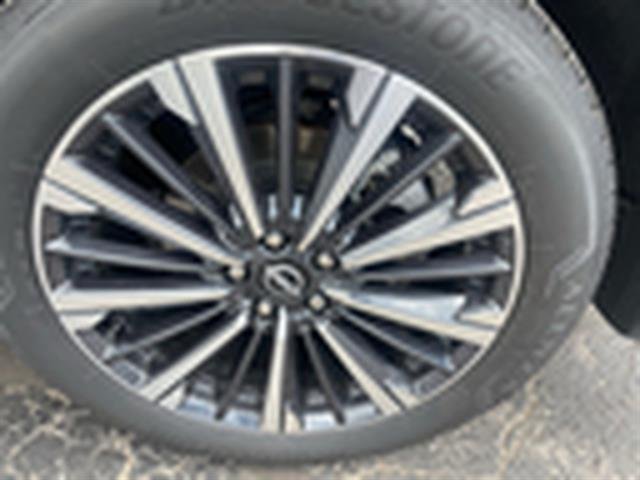 Used 2026 Deep Ocean Blue Pearl Nissan Platinum image 18