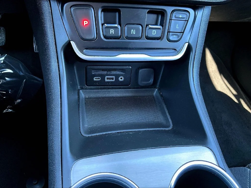 Used 2018 Summit White GMC Denali image 19