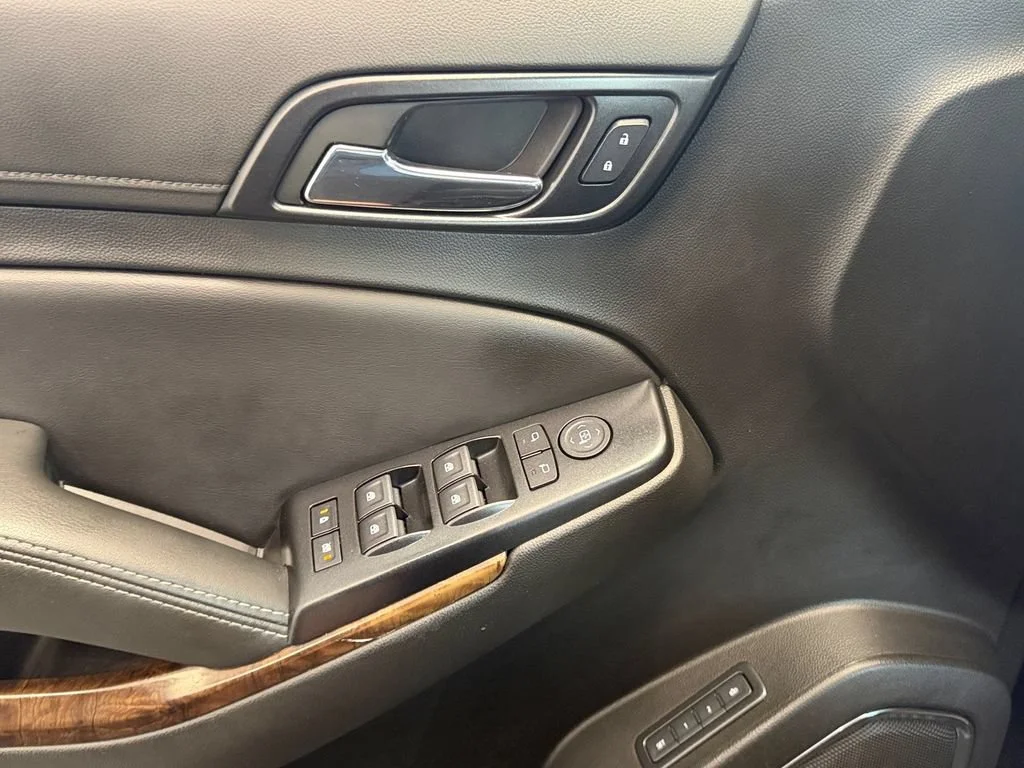 Used 2019 BLACK Chevrolet LT image 26