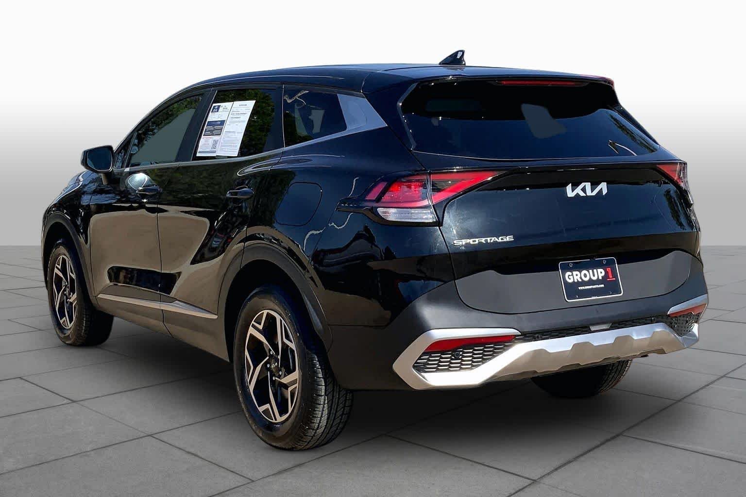 Used 2023 Fusion Black Kia LX image 12