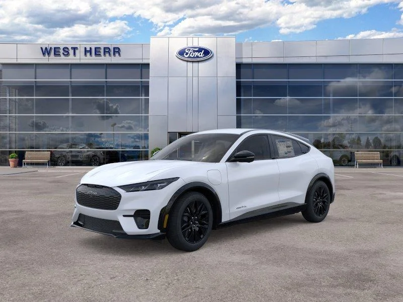 New 2026 Star White Metallic Tri-coat Ford Premium image 2