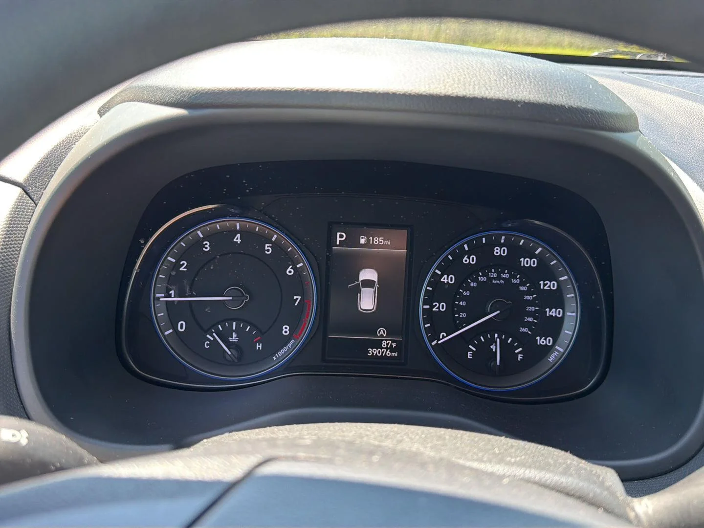 Used 2022 Ultra Black Hyundai SEL image 11