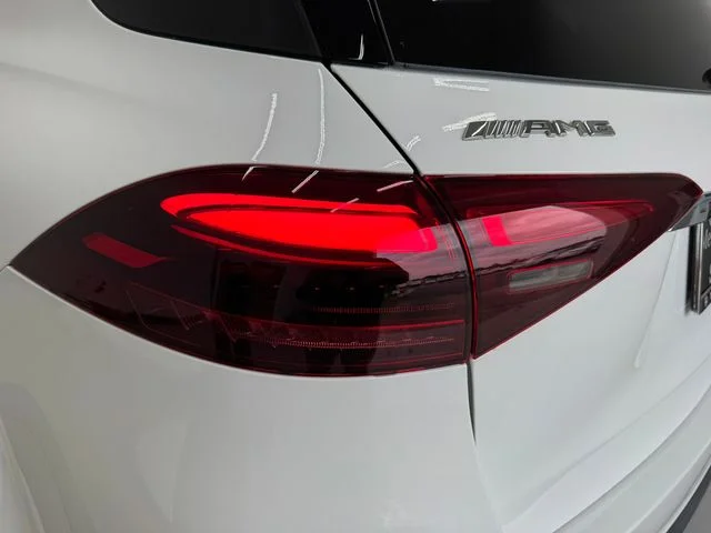 New 2026 Polar White Mercedes-Benz GLE 53 AMG® image 35