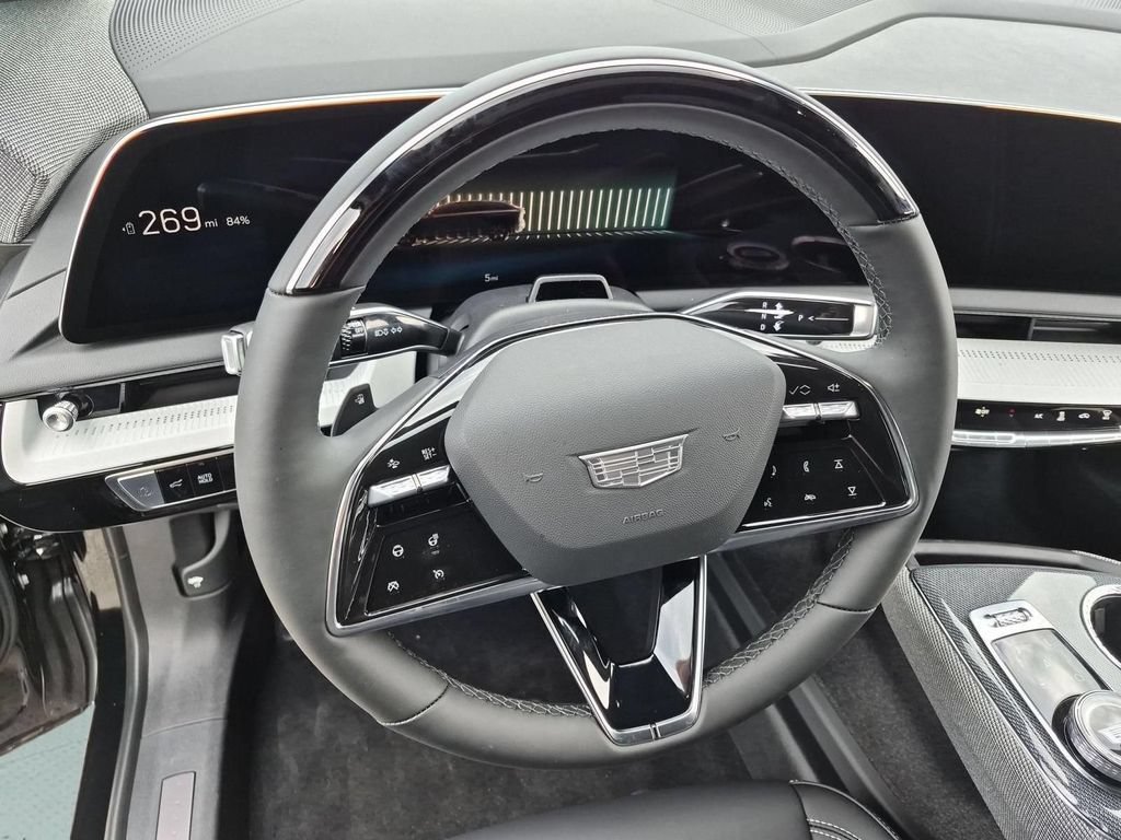 2027 Cadillac OPTIQ Luxury - Photo 10
