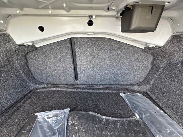 New 2026 Opal White Pearl Volkswagen 1.5T SE image 17