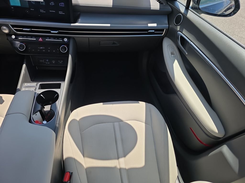 Used 2024 Carbon Blue Hyundai SEL image 16