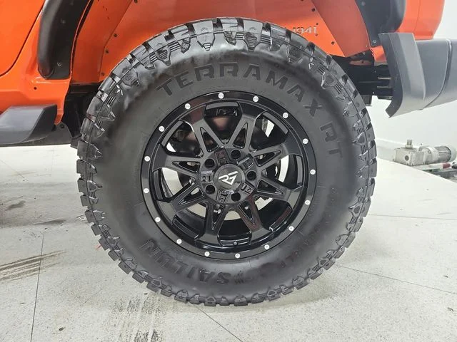 Used 2018 Orange Jeep Unlimited Sahara image 51