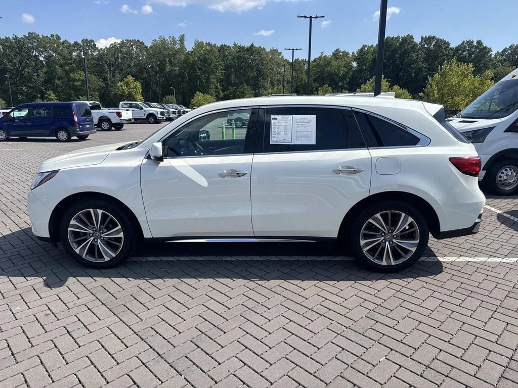 Used 2017  Acura 3.5L image 4