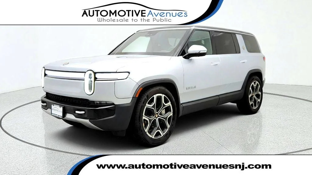 Used 2025 LA Silver Rivian Adventure Dual-Motor Max Pack w/ 22