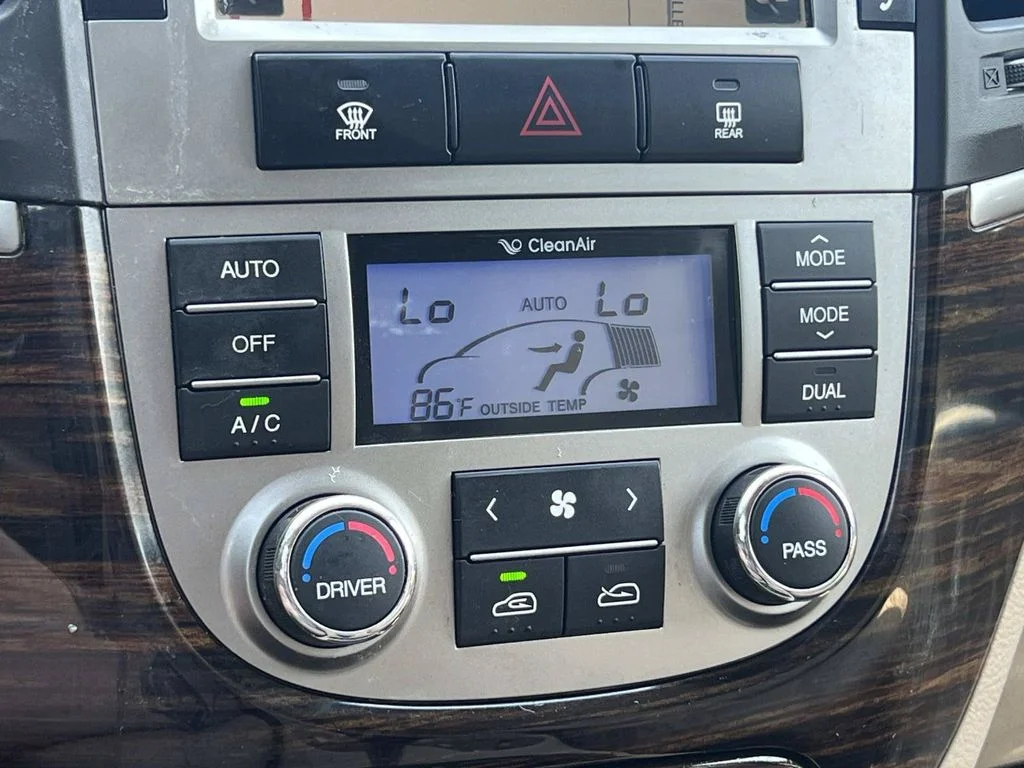 Used 2012 Red Hyundai Limited image 38