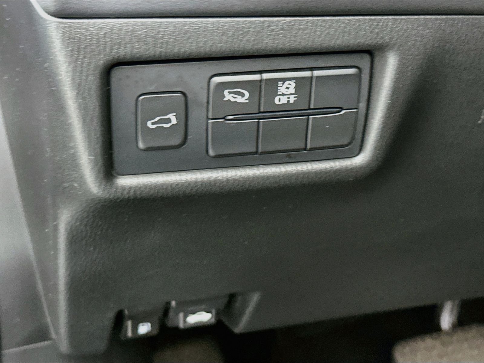 Used 2021 Eternal Blue Mica Mazda Grand Touring image 10