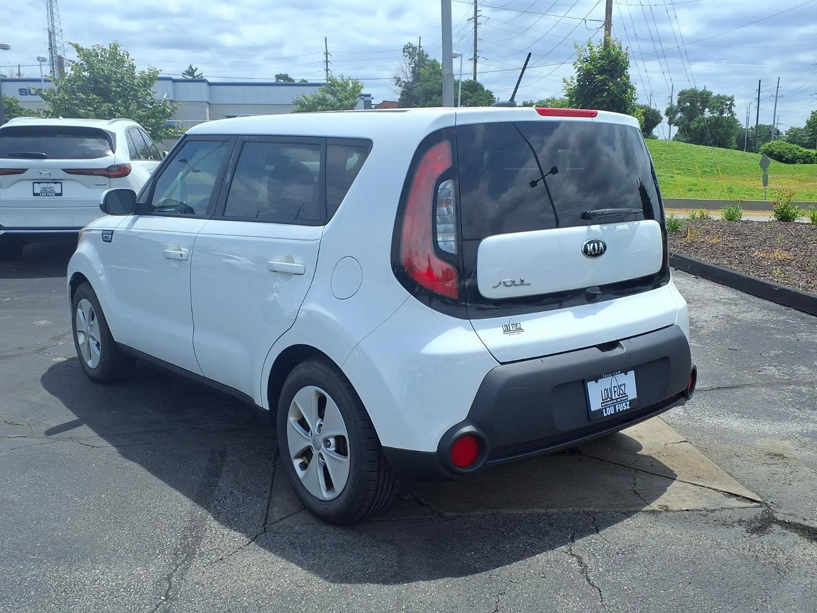Used 2016 Kia Soul Base with VIN KNDJN2A22G7313697 for sale in Creve Coeur, MO