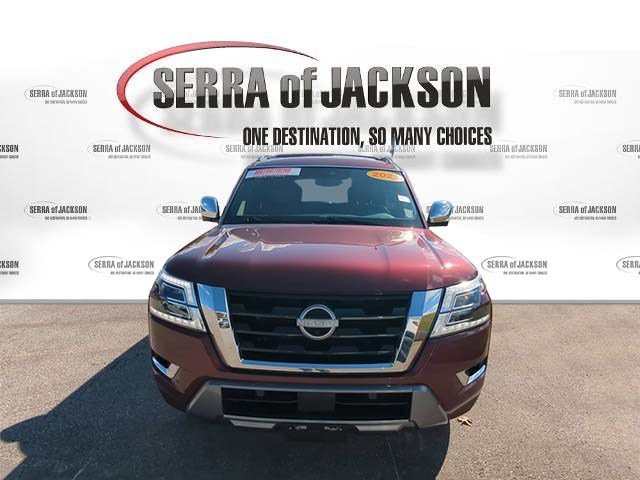 Used 2022  Nissan Platinum image 3