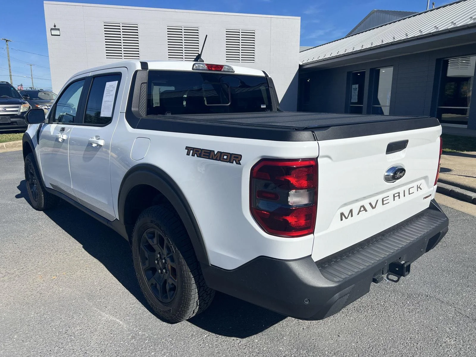 Certified Used 2024 Oxford White Ford Lariat image 4