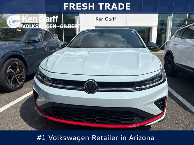 Used 2025  Volkswagen Autobahn image 1