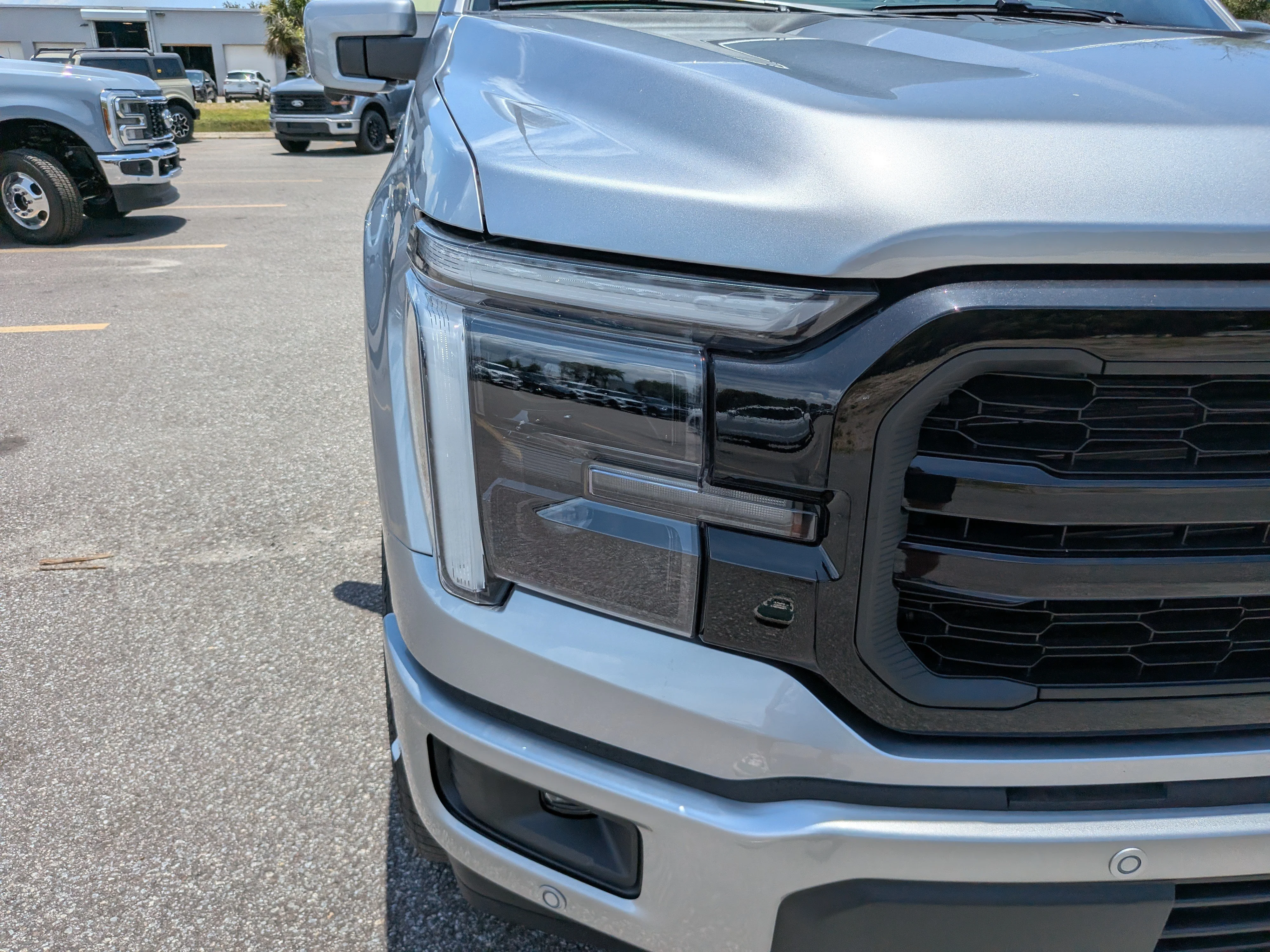 New 2026 Iconic Silver Metallic Ford Lariat image 9