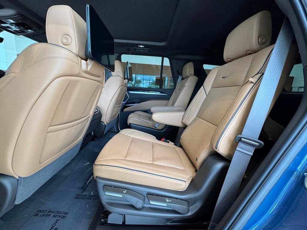 2026 Cadillac Escalade Luxury - Photo 33